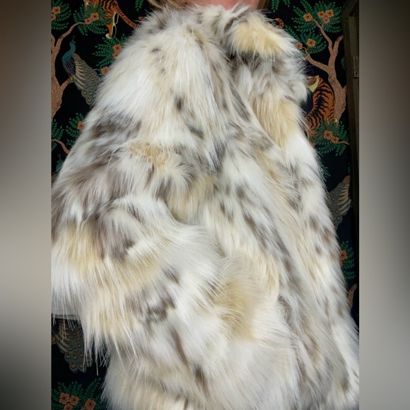 NWT Zara ZW COLLECTION FAUX FUR SHORT COAT - Picture 12 of 13